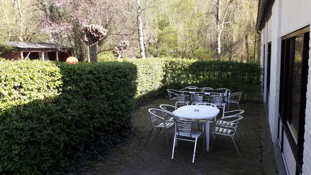 Het omheinde terras van Vliek